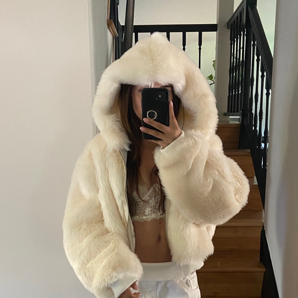 REVICE Cream Faux Fur Hooded Teddy Jacket - Picture 3 of 3
